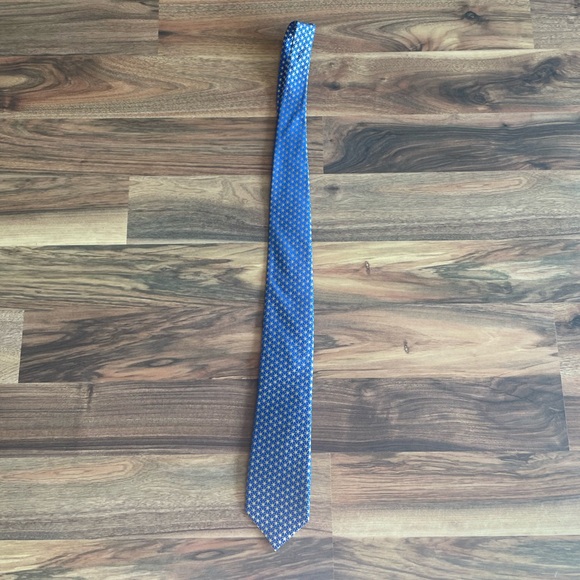 BNWT Van Heusen silk tie - Picture 3 of 7